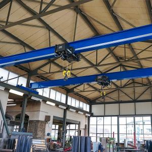 �ۿڡ����S�ͼ��b����\�����O��  lifting equipents for port,shipyard,container ha ...